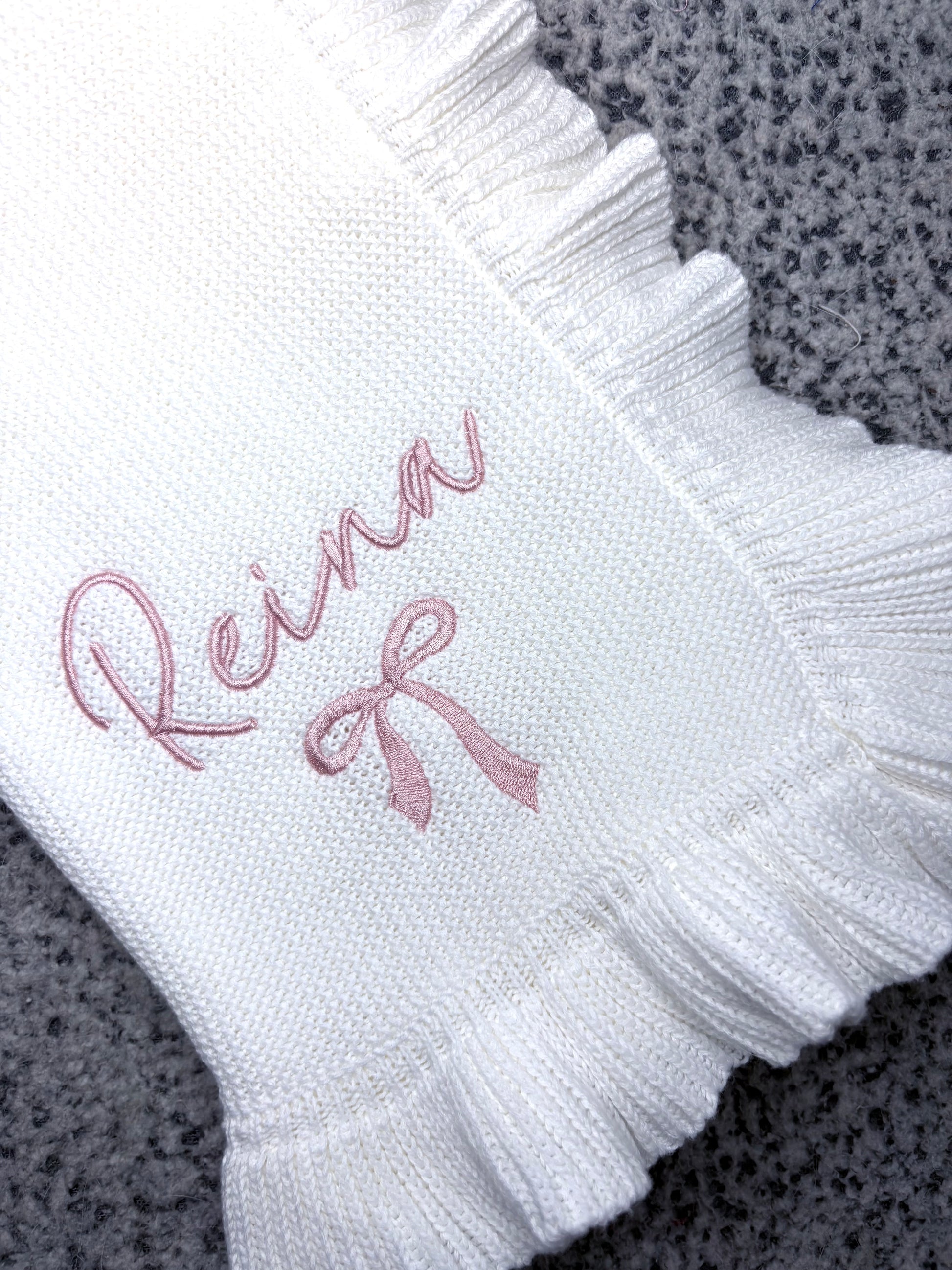 white-oyster-blanket-2